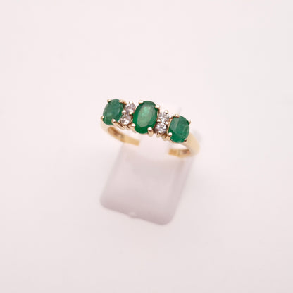 9ct Yellow Gold Emerald and White Gem Multi-Stone Row Ring