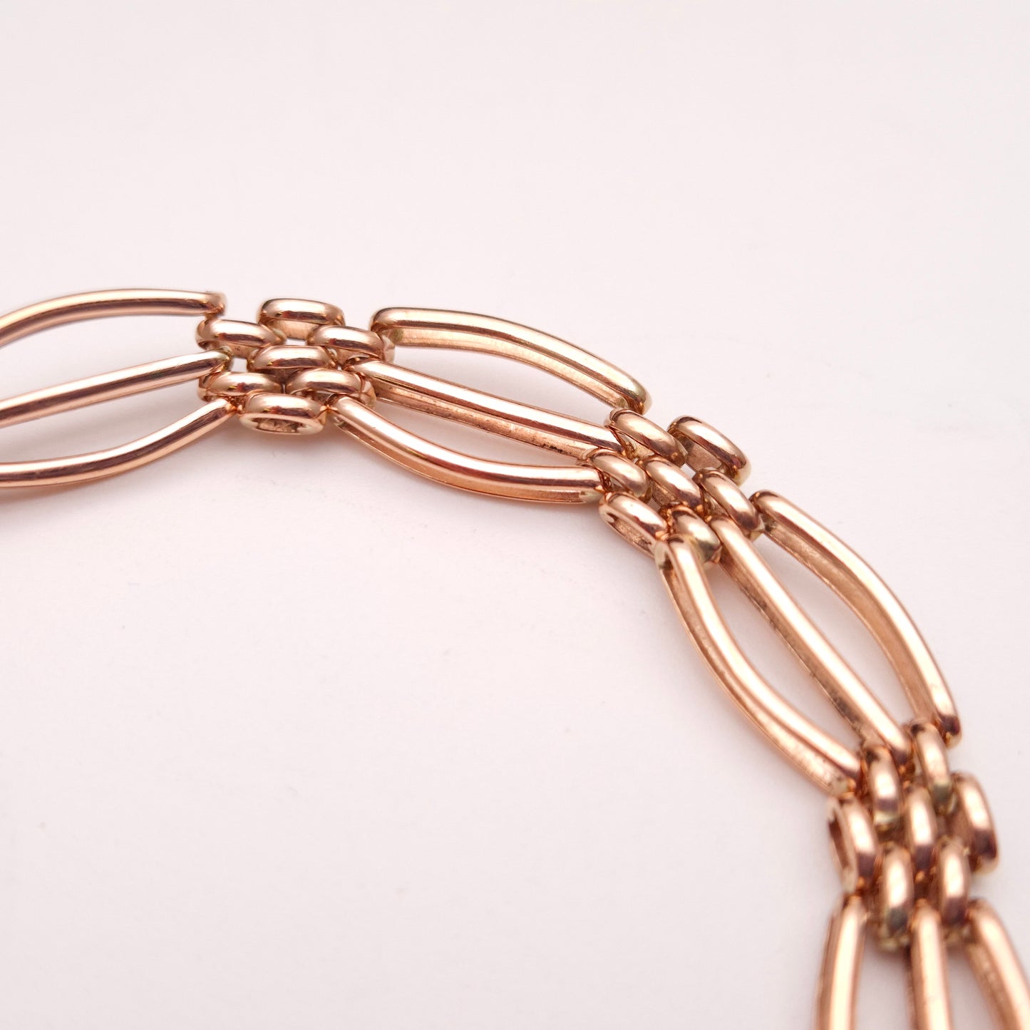 9ct Rose Gold Vintage Repro Wide Gate Bracelet with Heart Padlock Clasp