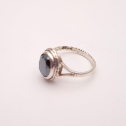 Sterling Silver Vintage Hematite Solitaire Stone Ring