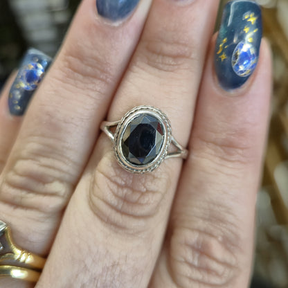 Sterling Silver Vintage Hematite Solitaire Stone Ring