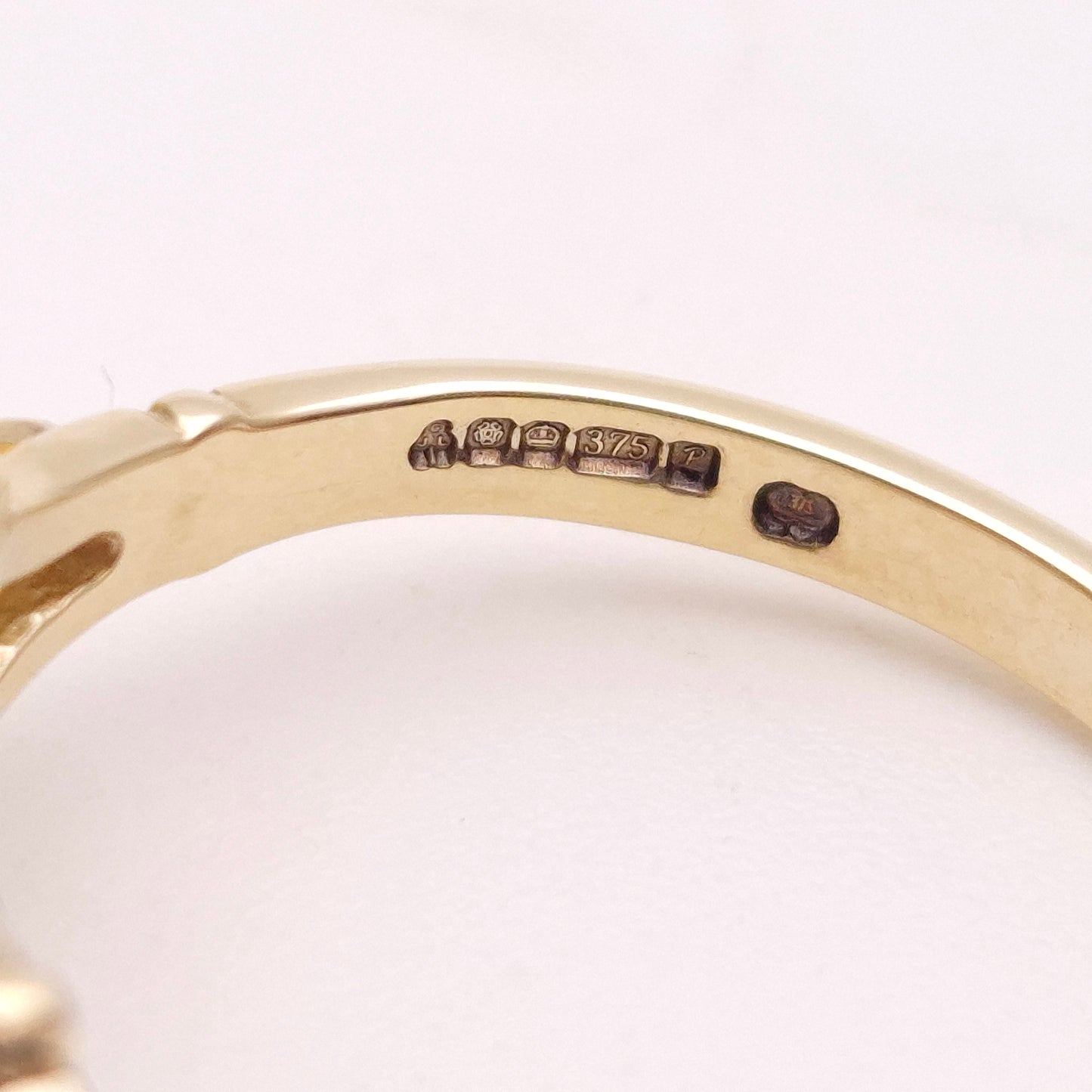 9ct Yellow Gold Blue Topaz and Amethyst Floral Cluster Ring