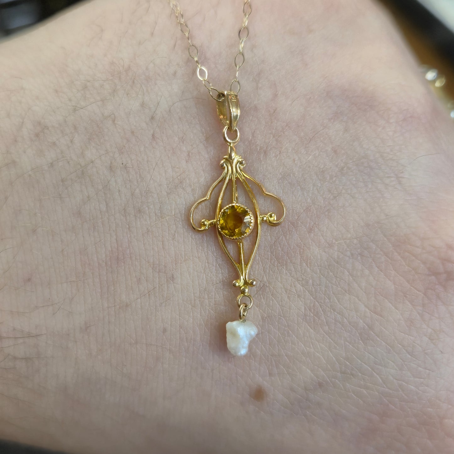 9ct Yellow Gold Orange Paste and Dogtooth Pearl Repro Vintage Openwork Necklace