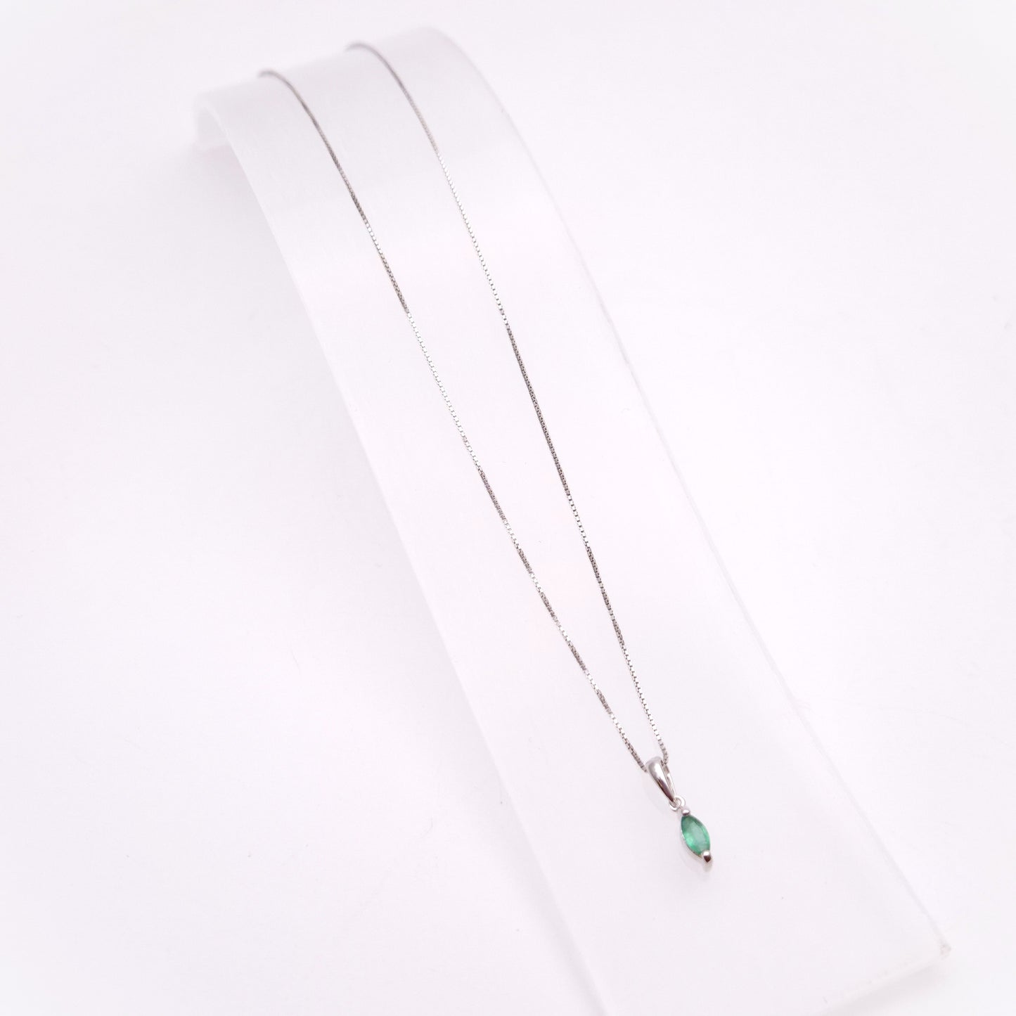 9ct White Gold Marquise Cut Emerald Solitaire Pendant Necklace