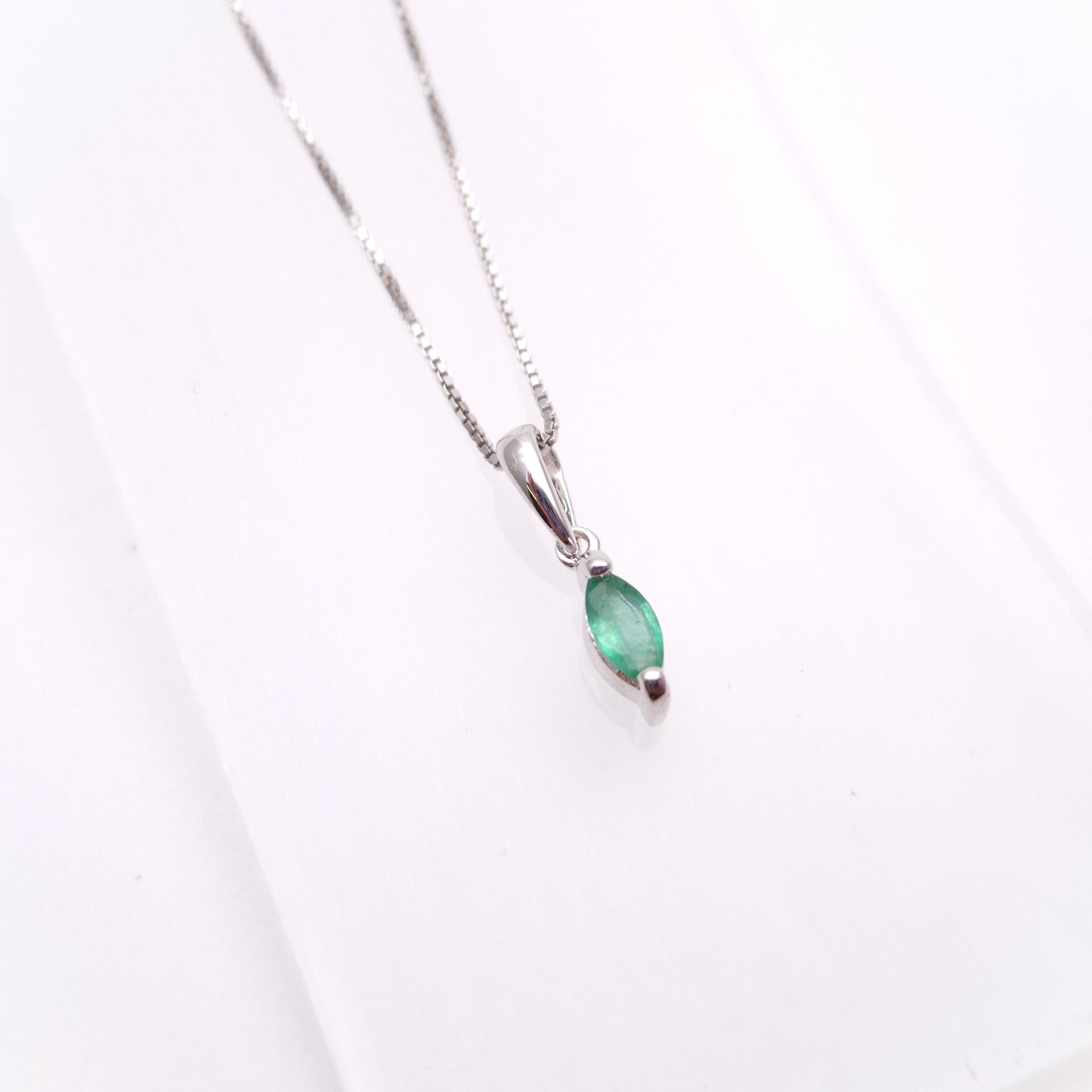 9ct White Gold Marquise Cut Emerald Solitaire Pendant Necklace