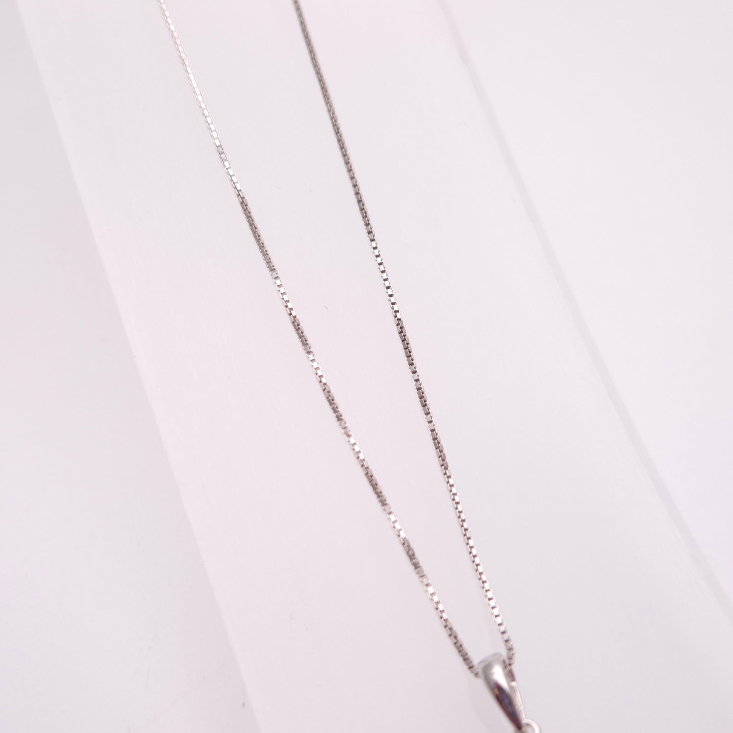 9ct White Gold Marquise Cut Emerald Solitaire Pendant Necklace