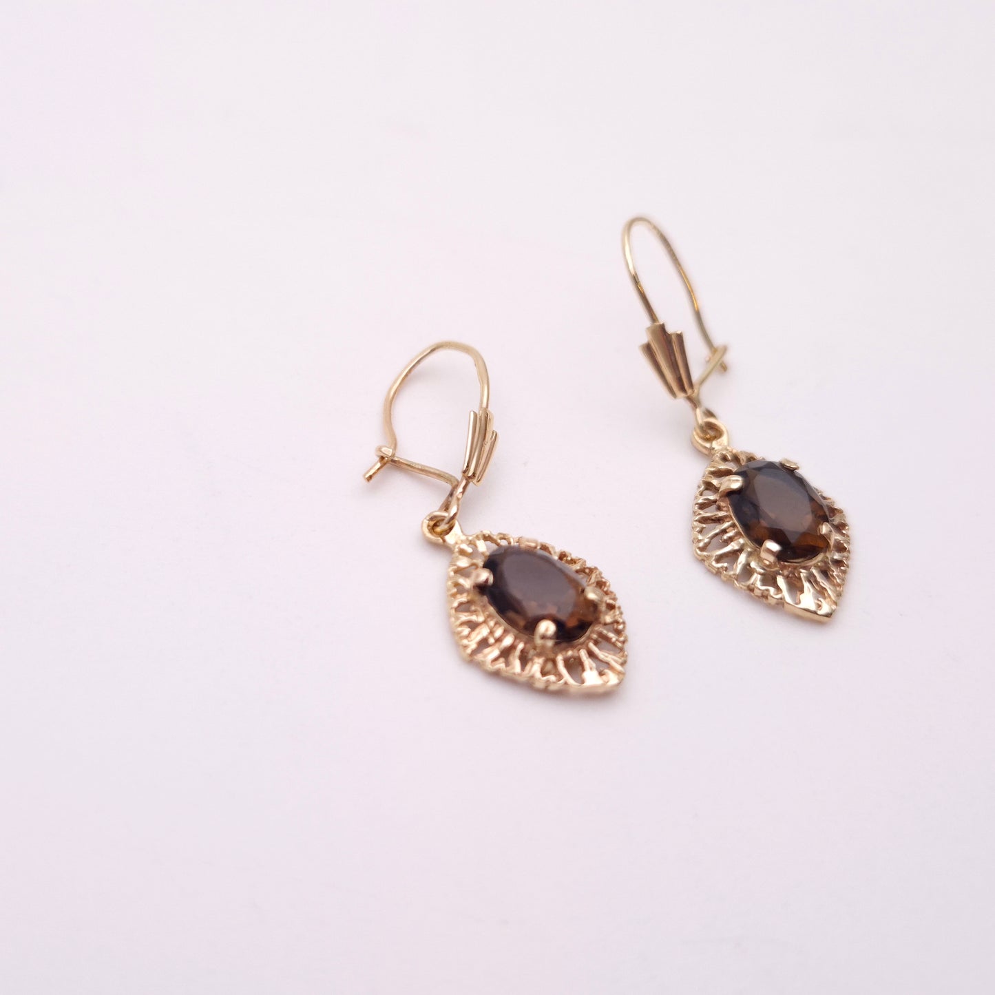 9ct Yellow Gold Vintage Cut-Out Openwork Smoky Quartz Drop Earrings
