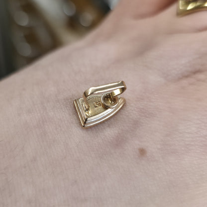 9ct Yellow Gold Small Iron Charm / Pendant