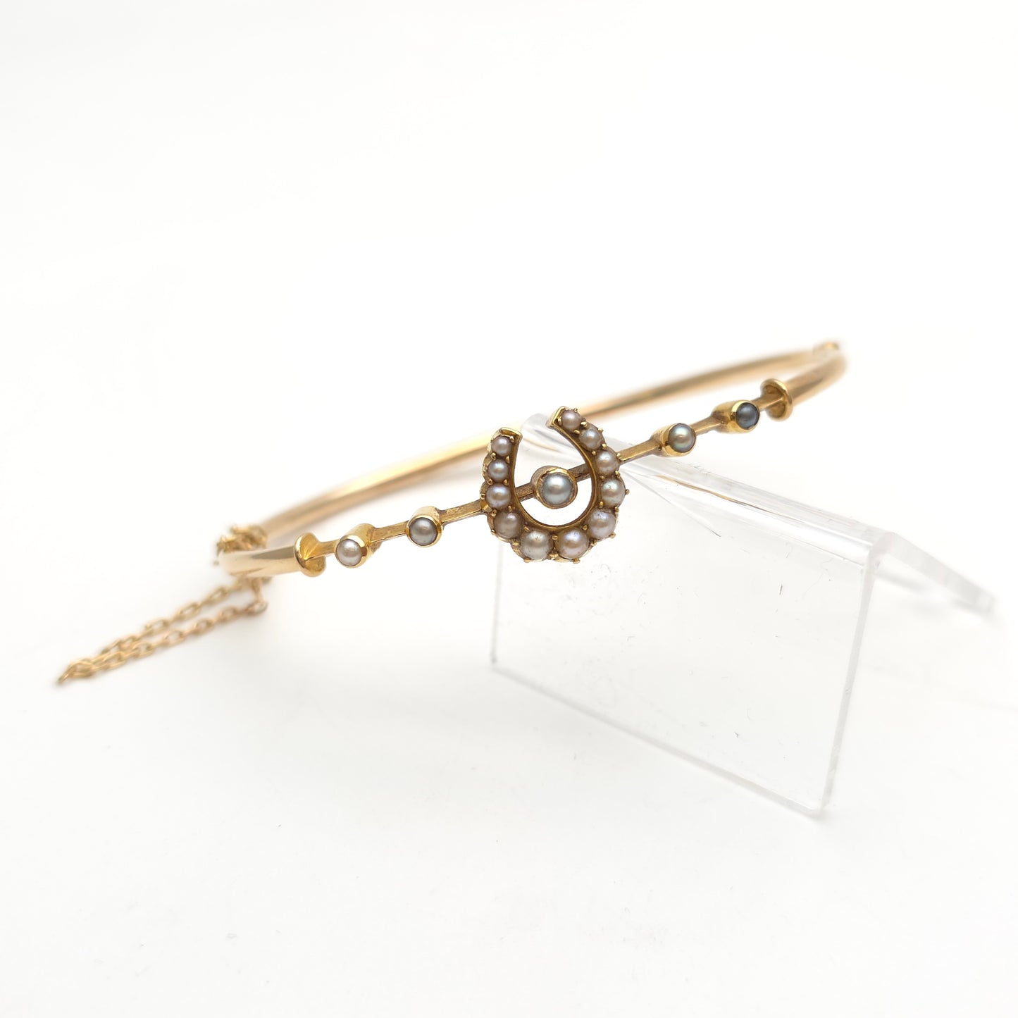 9ct Yellow Gold Antique Pearl Set Horseshoe Motif Hinged Bangle