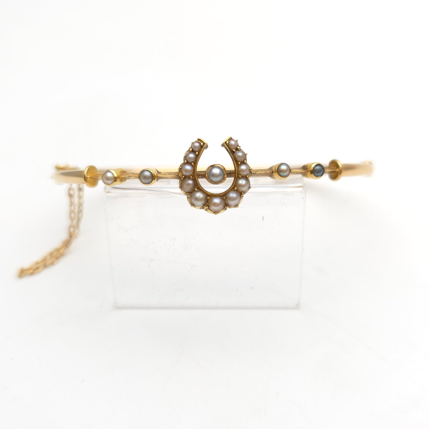 9ct Yellow Gold Antique Pearl Set Horseshoe Motif Hinged Bangle