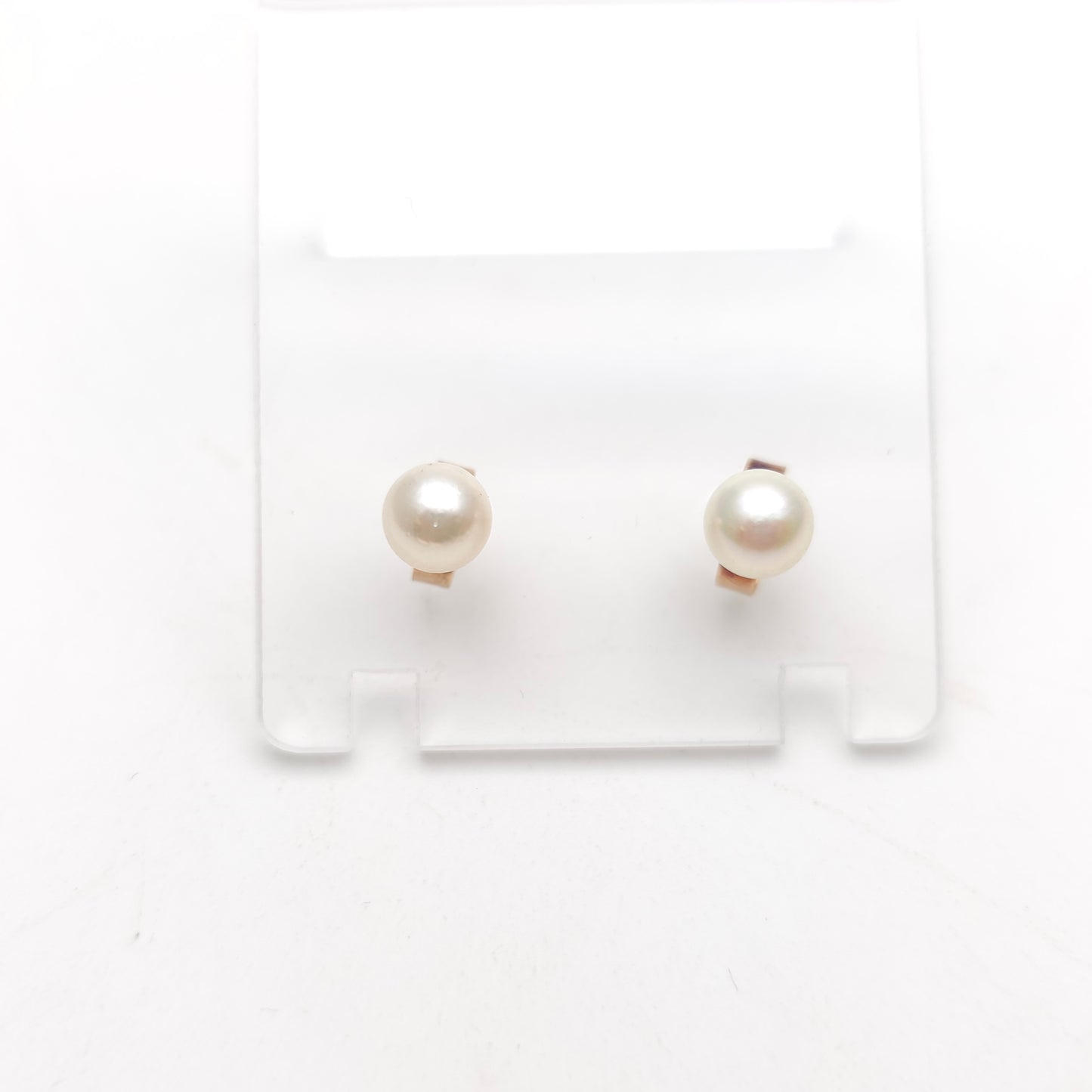 9ct Yellow Gold White 5mm Round Pearl Stud Earrings