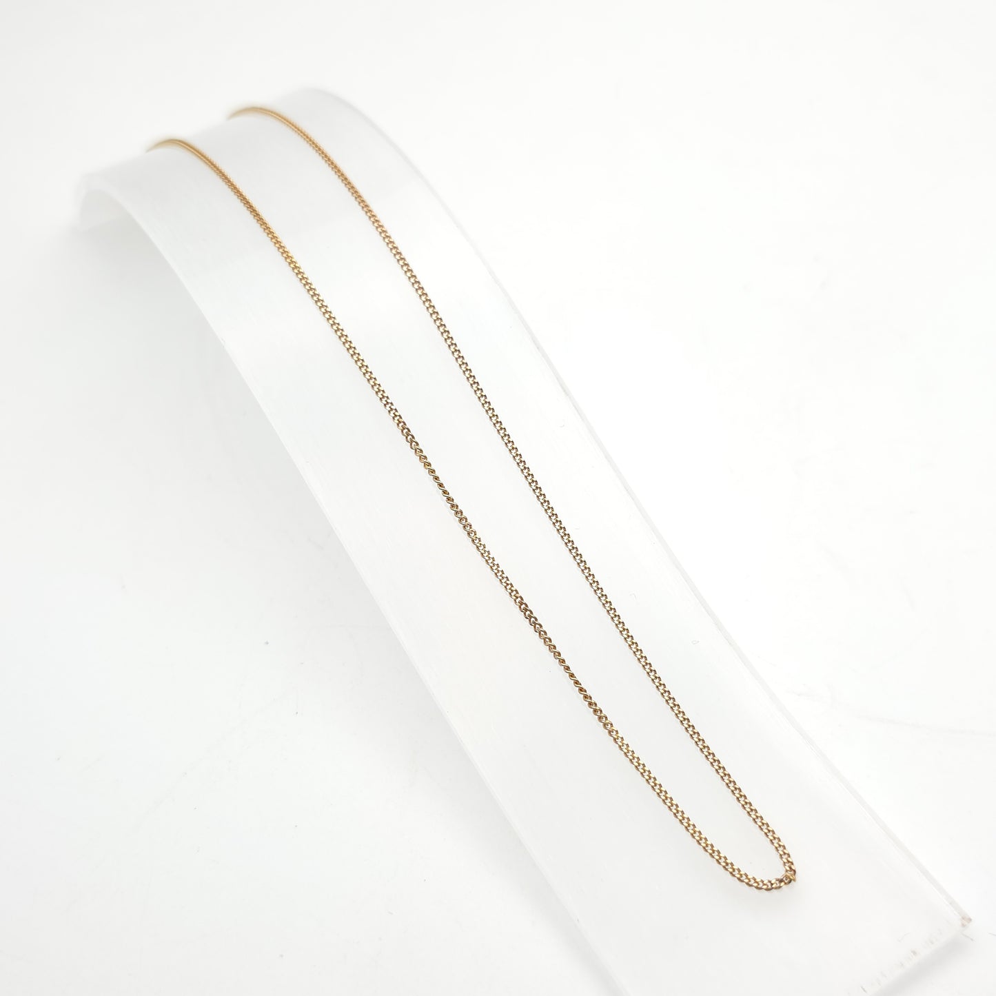 9ct Yellow Gold Curb Chain 18 inches