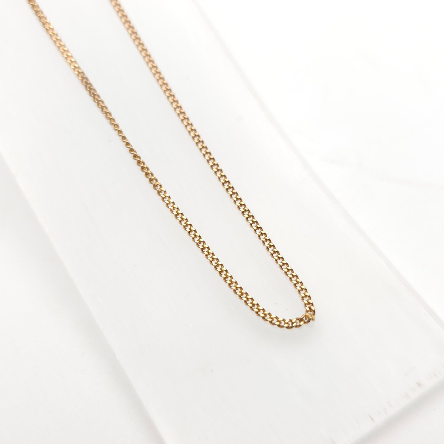 9ct Yellow Gold Curb Chain 18 inches