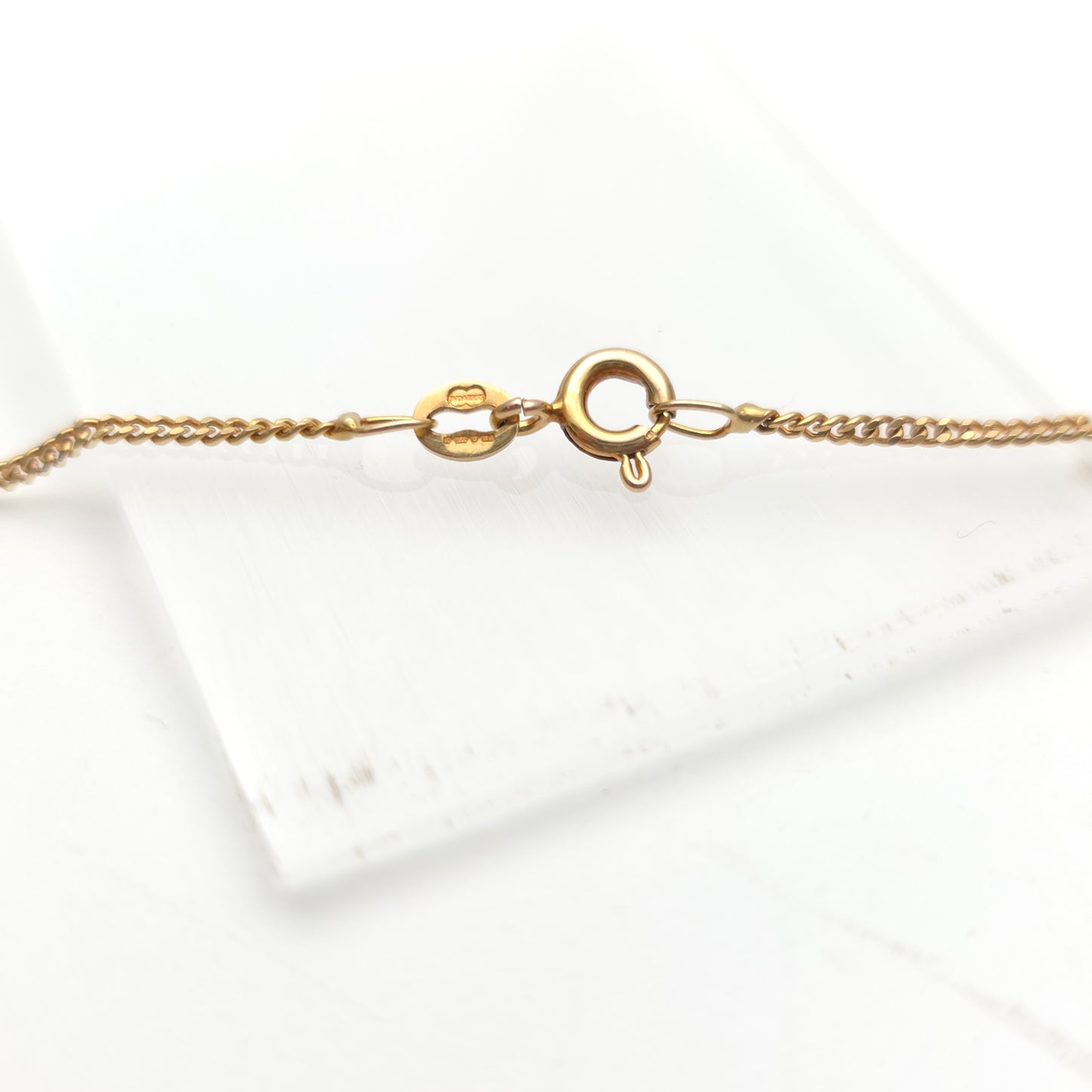 9ct Yellow Gold Curb Chain 18 inches