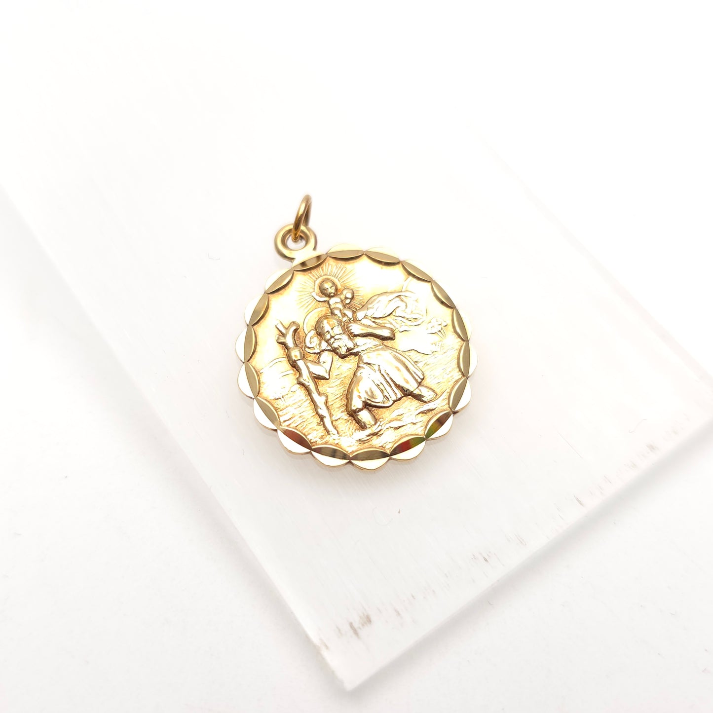 9ct Yellow Gold Large Scalloped Edge St. Christopher Pendant Piece / Charm