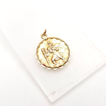 9ct Yellow Gold Large Scalloped Edge St. Christopher Pendant Piece / Charm