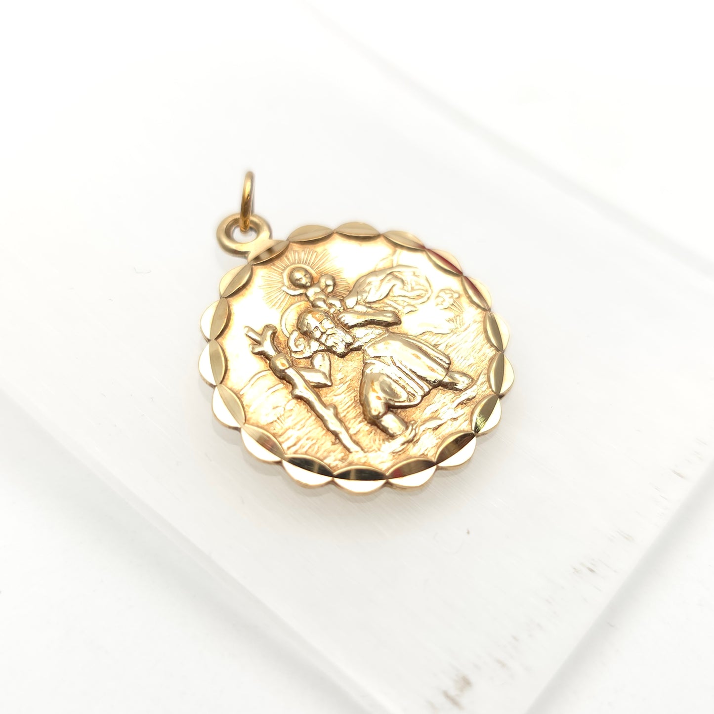 9ct Yellow Gold Large Scalloped Edge St. Christopher Pendant Piece / Charm