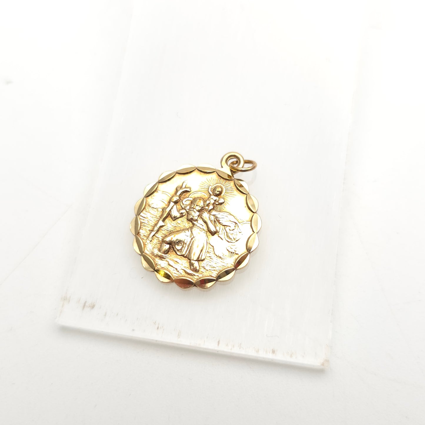 9ct Yellow Gold Large Scalloped Edge St. Christopher Pendant Piece / Charm