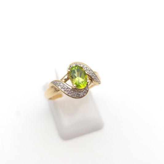 9ct Yellow Gold Oval Cut Peridot and Diamond Swirl / Crossover Ring