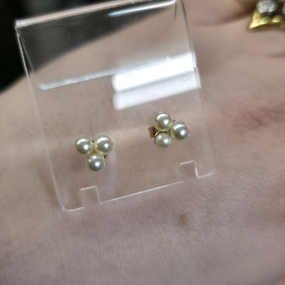 9ct Yellow Gold Three White Pearl Trefoil Stud Earrings