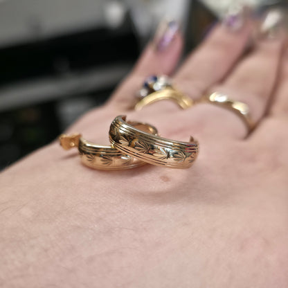 9ct Yellow Gold Diamond Cut Lightweight Hoop Style Earrings