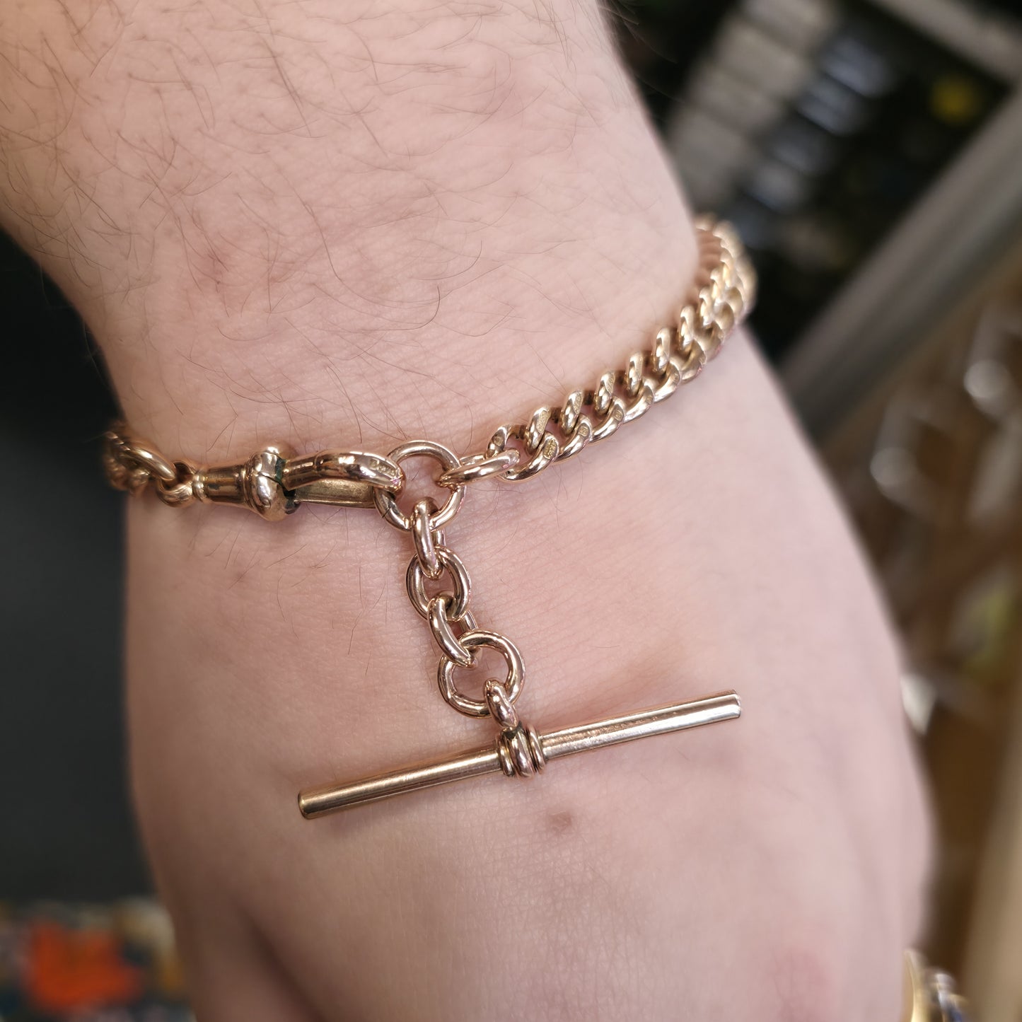 9ct Yellow Gold Heavyweight Chunky Graduated Curb Albert Bracelet With T-Bar