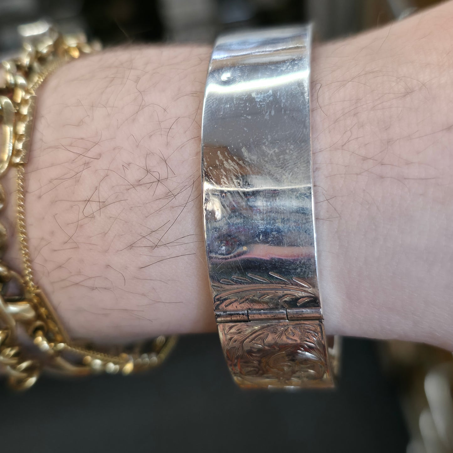 Sterling Silver Vintage Foliate Half Patterned Engraved Wide Hinged Bangle