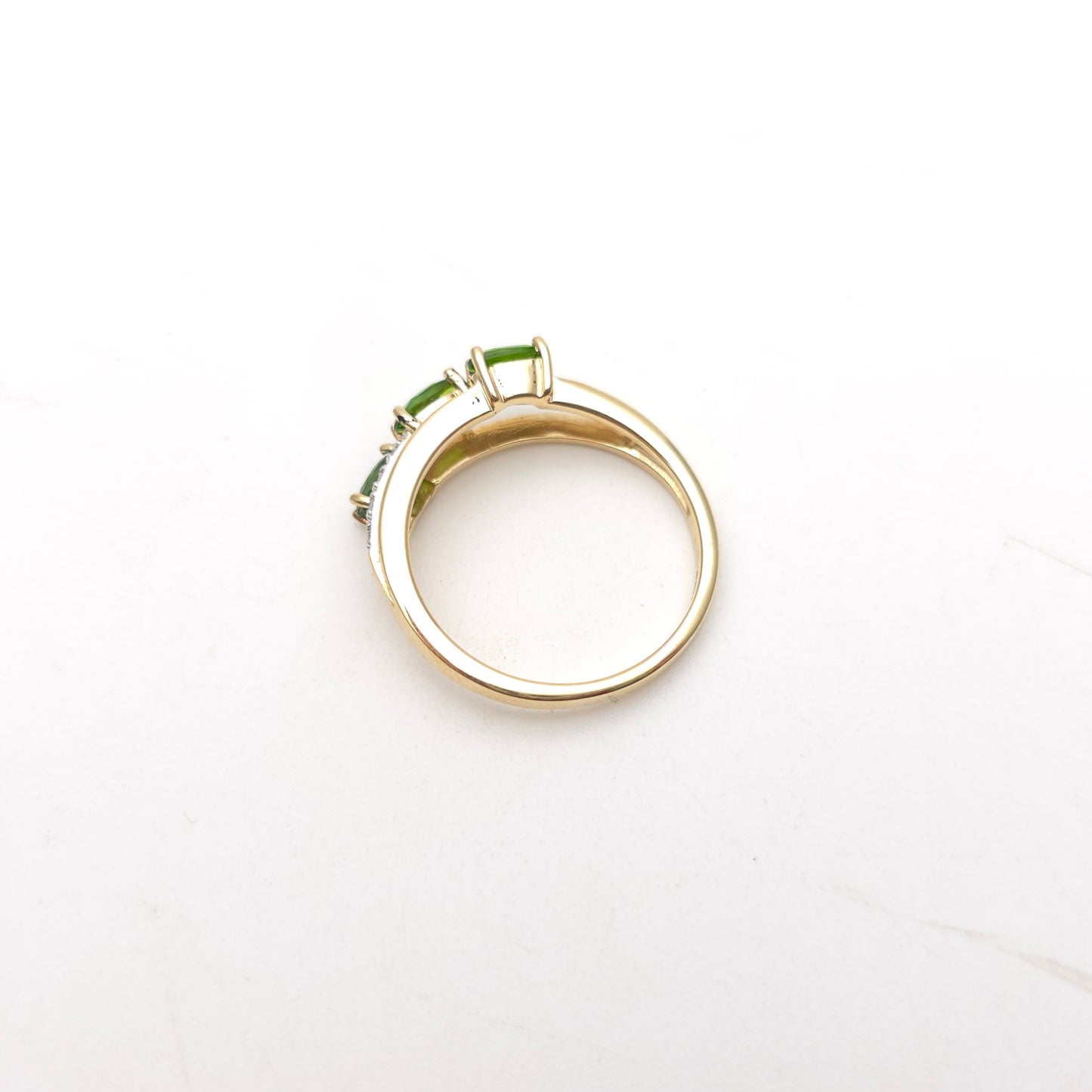 9ct Yellow Gold Three Oval Cut Green Stone (likely Garnet) and Diamond Ring
