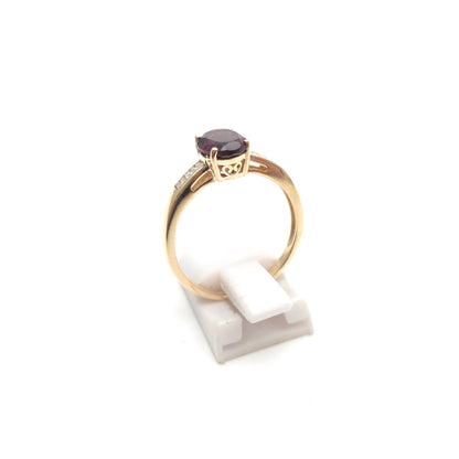9ct Yellow Gold Oval Cut Rhodolite Garnet And Channel Set Diamond Shoulder Ring