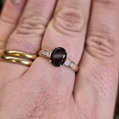 9ct Yellow Gold Oval Cut Rhodolite Garnet And Channel Set Diamond Shoulder Ring
