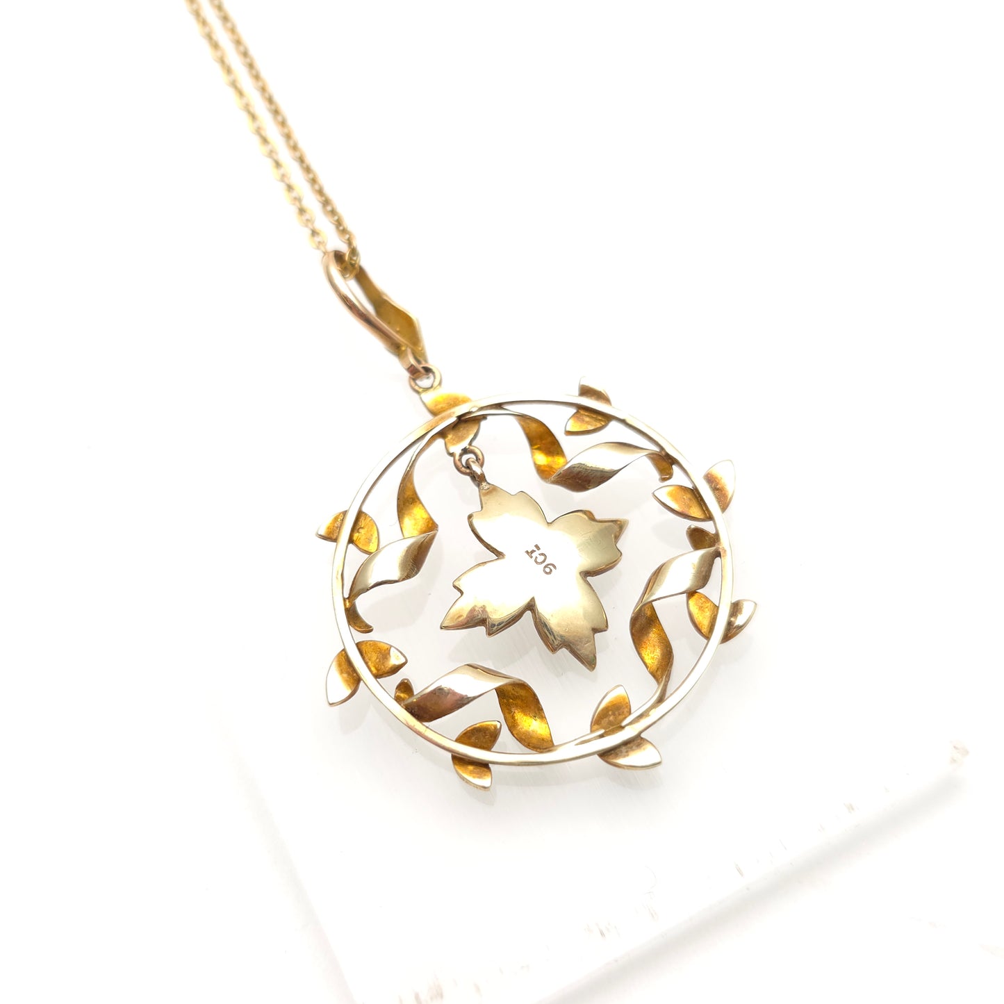 9ct Yellow Gold Antique Floral Pearl Wreath Pendant And Chain Necklace
