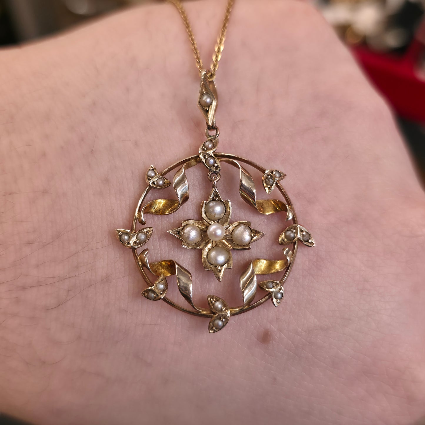 9ct Yellow Gold Antique Floral Pearl Wreath Pendant And Chain Necklace