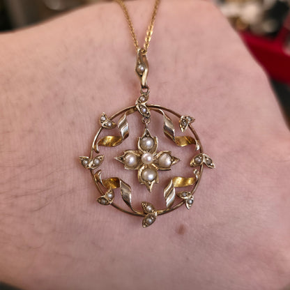9ct Yellow Gold Antique Floral Pearl Wreath Pendant And Chain Necklace