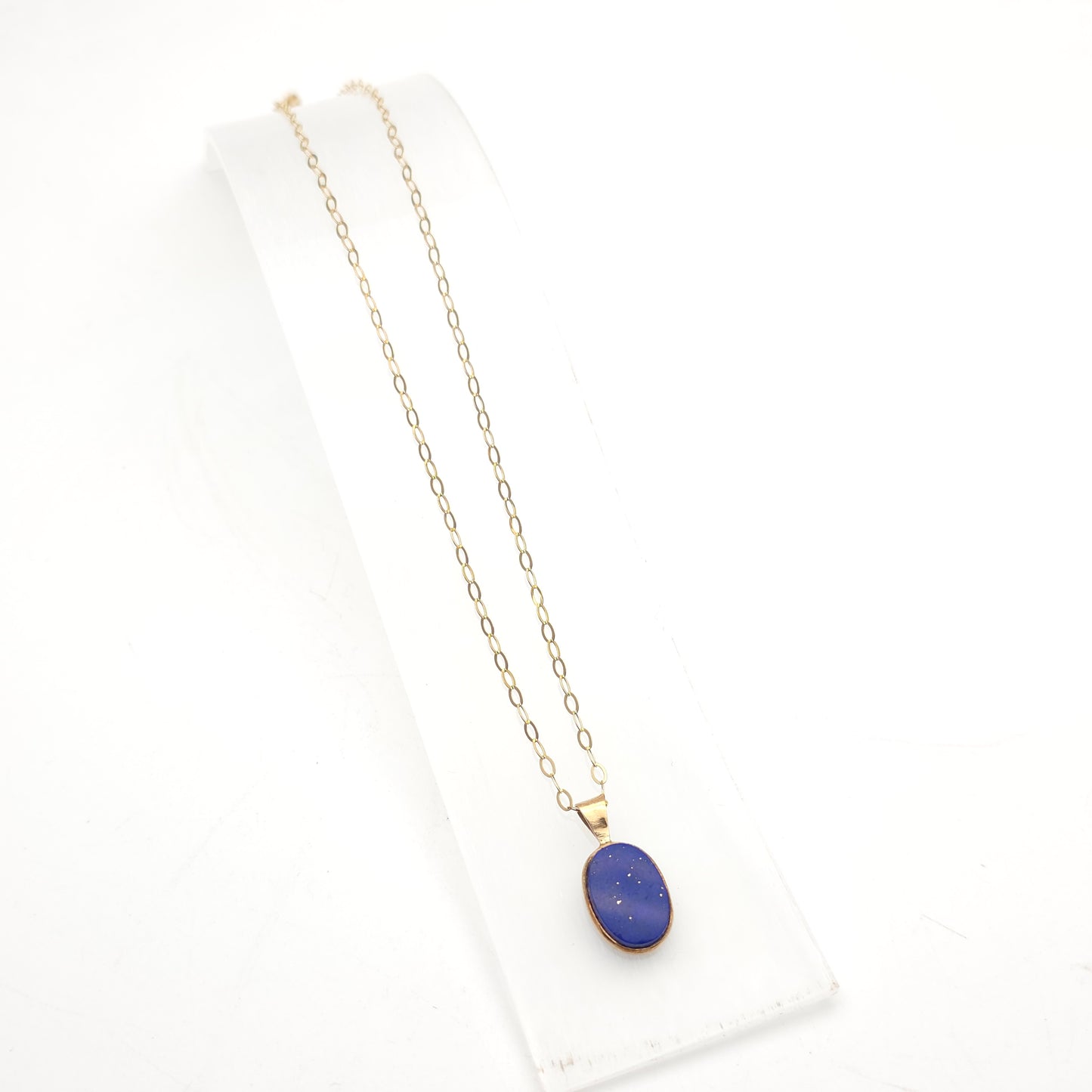 9ct Yellow Gold Oval Cut Lapis Lazuli Panel Pendant And Chain Necklace