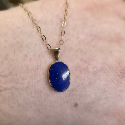 9ct Yellow Gold Oval Cut Lapis Lazuli Panel Pendant And Chain Necklace