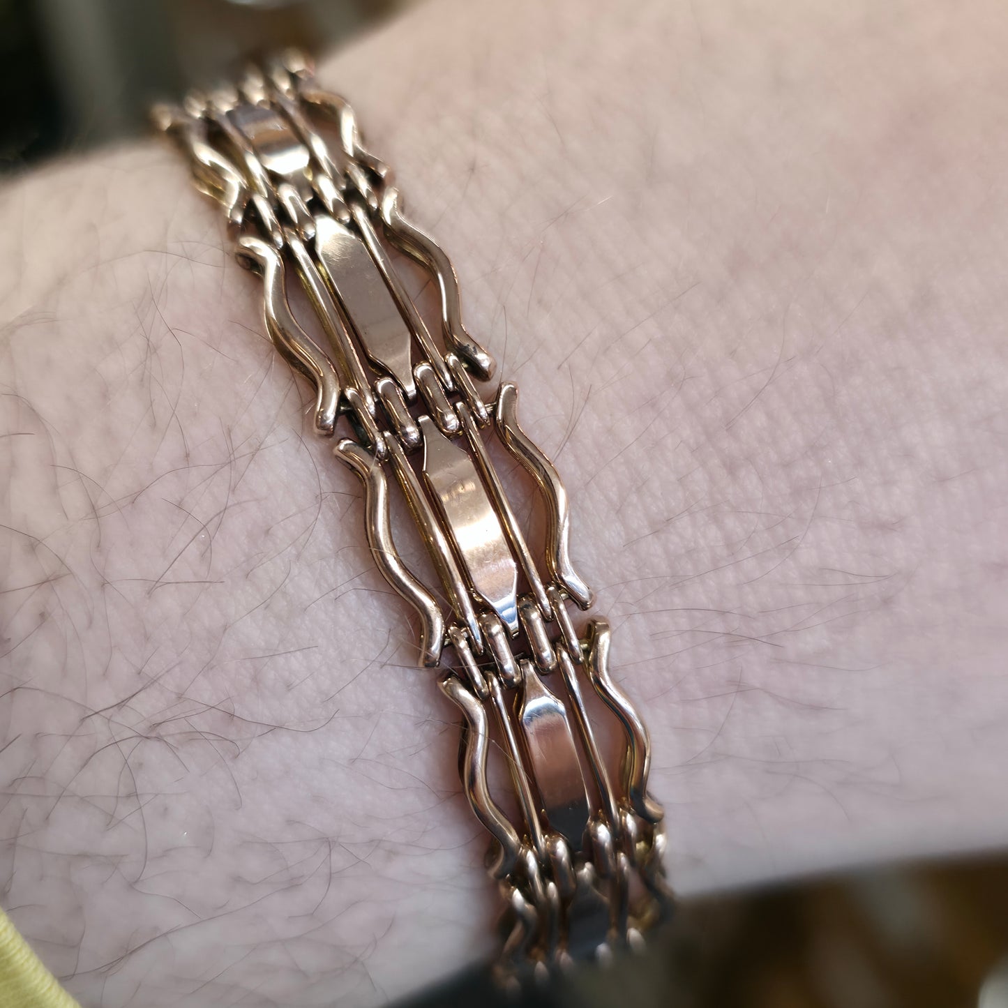 9ct Rose Gold Antique Wavy Gate Link Style Bracelet With Safety Chain