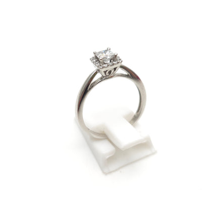 18ct White Gold Princess Cut Diamond Halo Cluster Ring (0.5TCW)