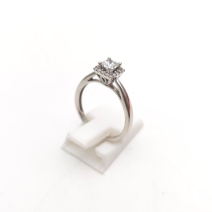 18ct White Gold Princess Cut Diamond Halo Cluster Ring (0.5TCW)