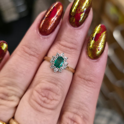 18ct Yellow Gold Traditional Oval Cut Emerald And Diamond Cluster Ring