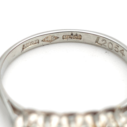 18ct White Gold And Platinum Antique 5 Stone Graduated Diamond Row Ring