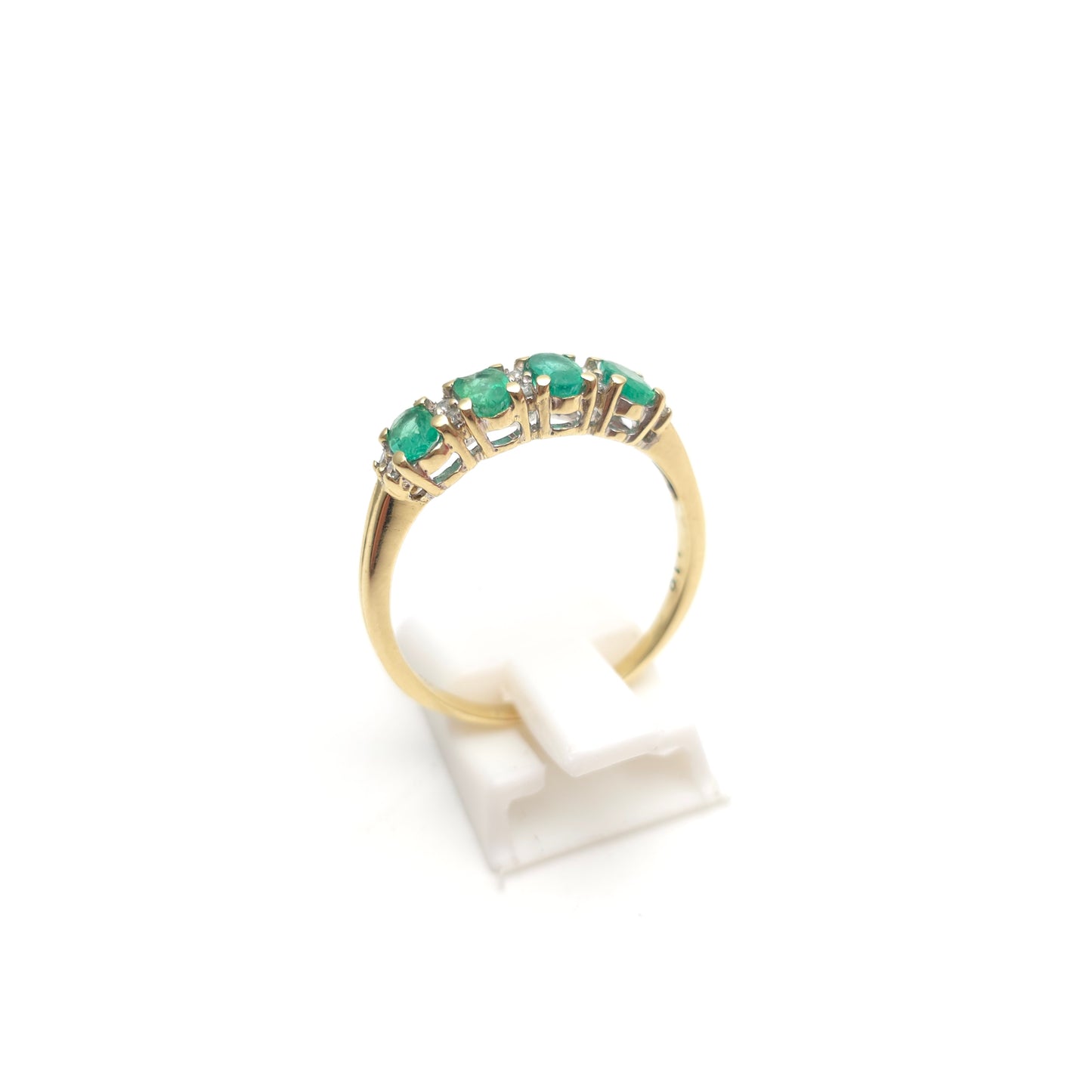 9ct Yellow Gold Multi-Stone Emerald And Diamond Row Ring (AF - Chipped Stones)
