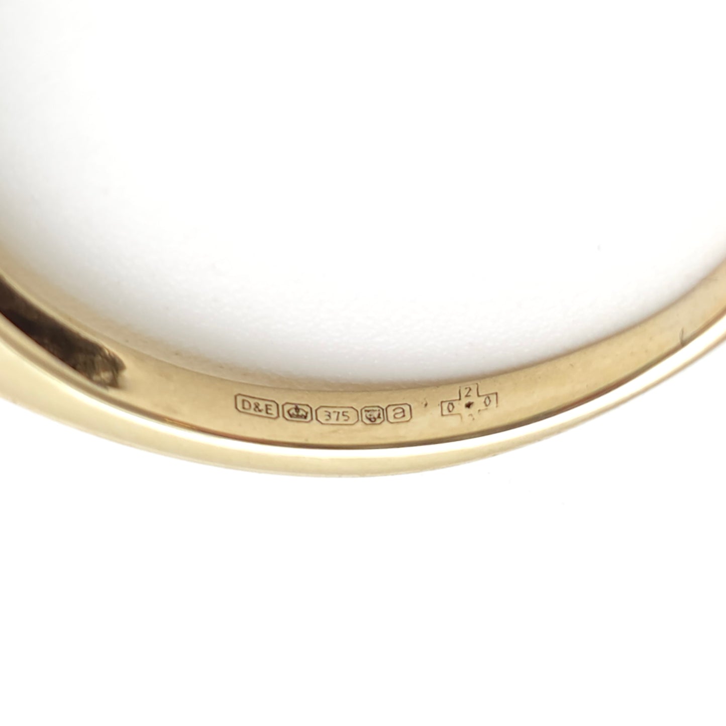 9ct Yellow Gold Multi-Stone Emerald And Diamond Row Ring (AF - Chipped Stones)