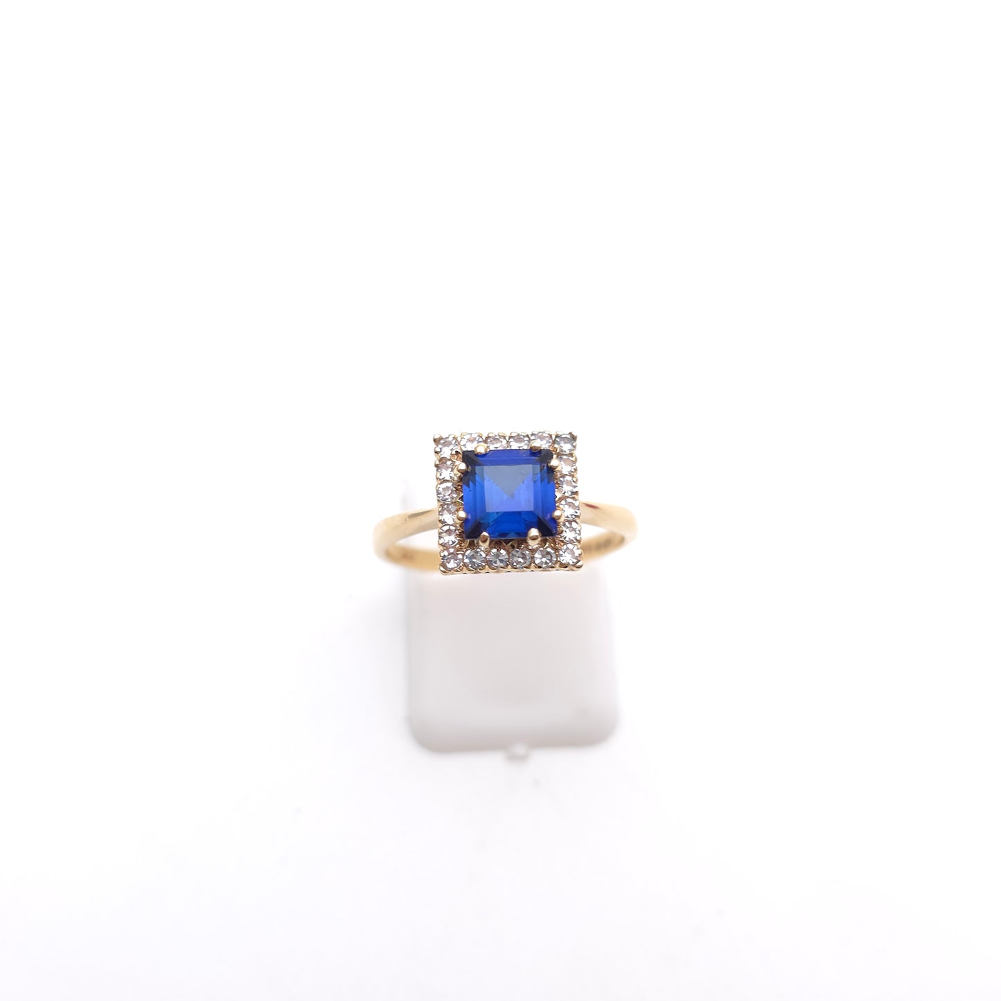 9ct Yellow Gold Princess Cut Synthetic Sapphire & White Spinel Halo Cluster Ring