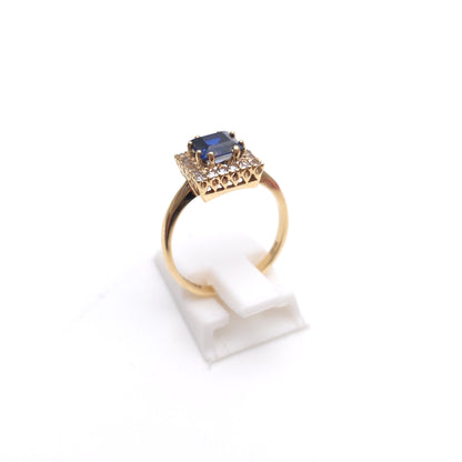 9ct Yellow Gold Princess Cut Synthetic Sapphire & White Spinel Halo Cluster Ring