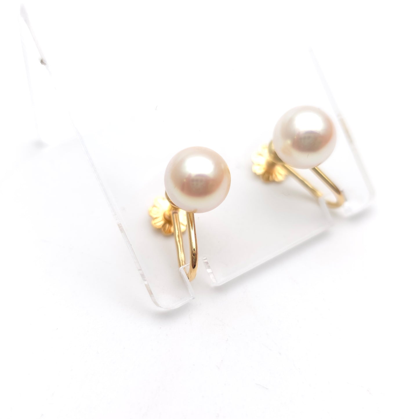 18ct Yellow Gold Vintage White Pearl Screw back French Earrings