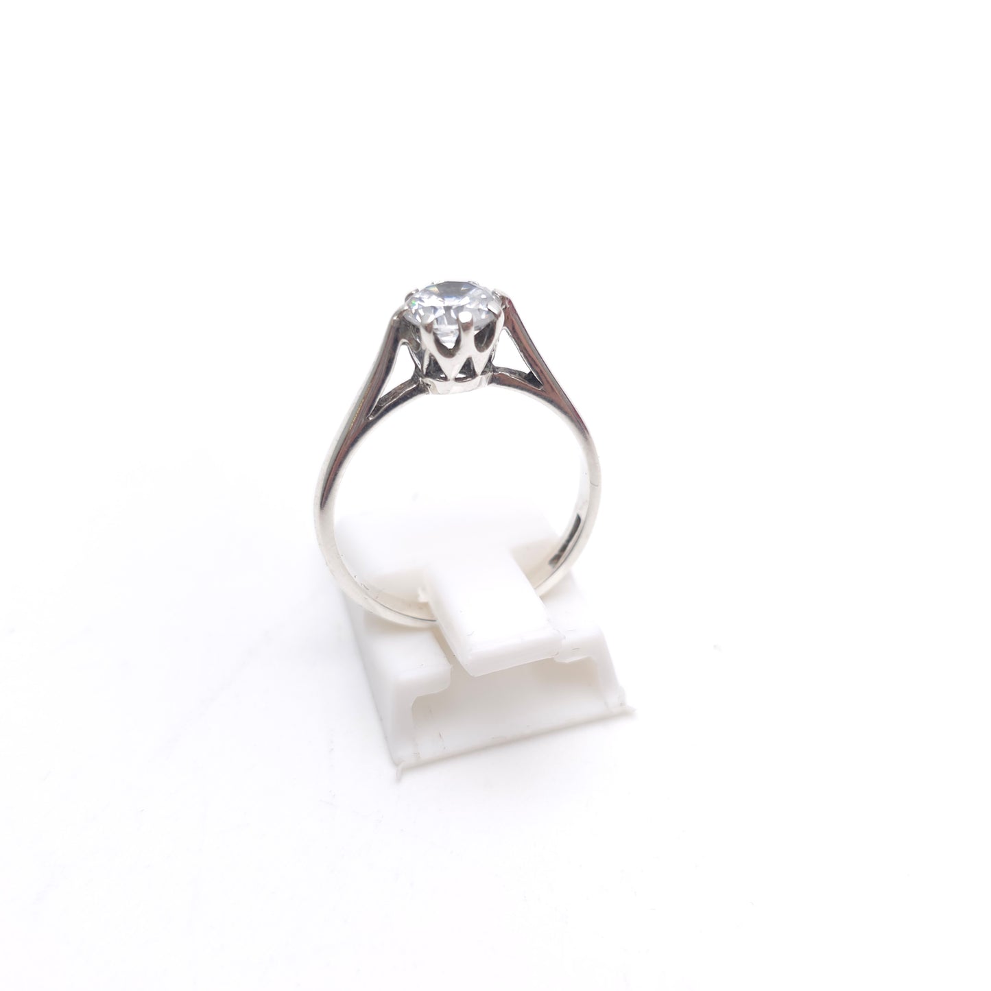 Sterling Silver Vintage Simple Cubic Zirconia CZ Solitaire Ring