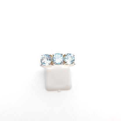 Sterling Silver Vintage Round Cut Blue Topaz Three Stone Trilogy Ring
