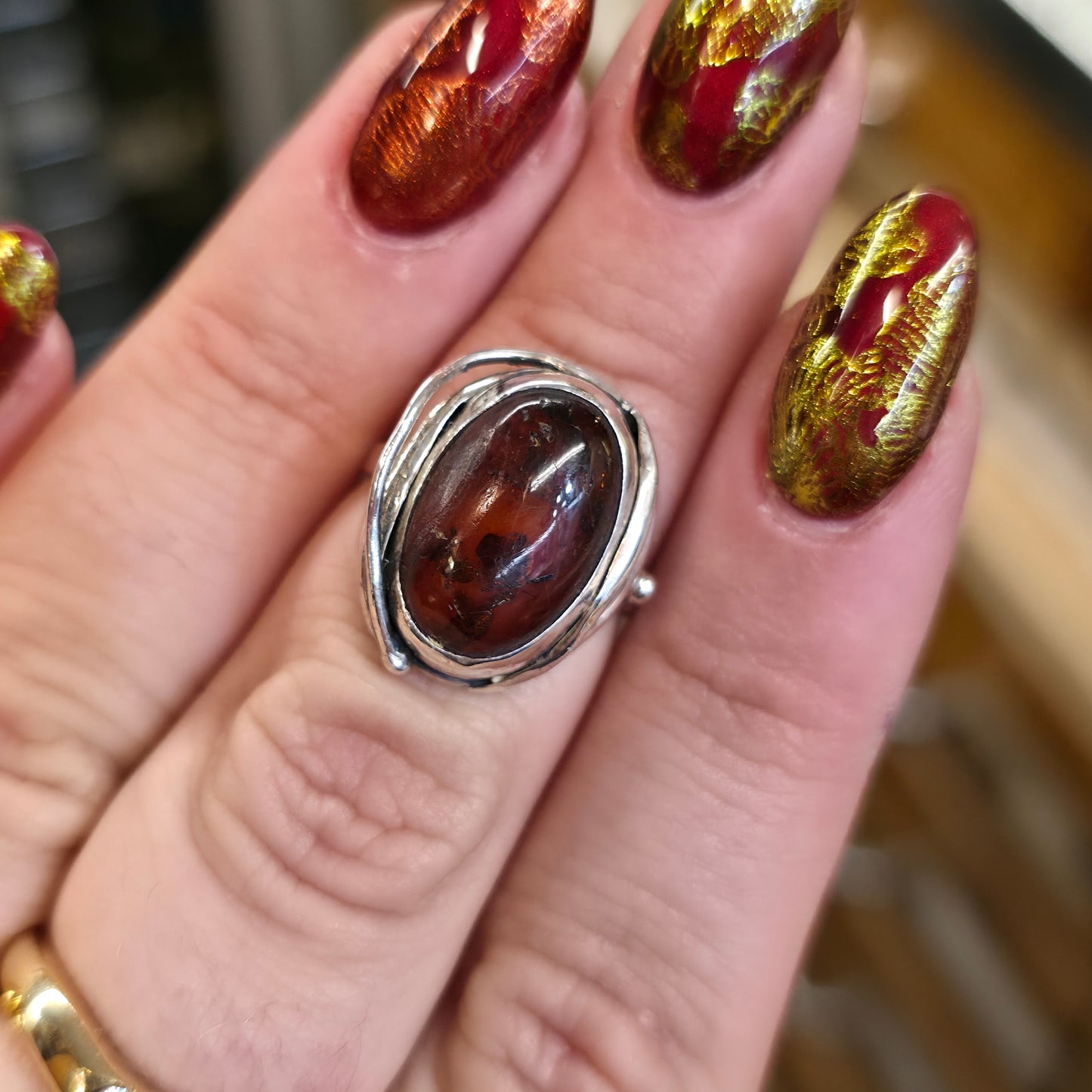Sterling Silver Vintage Oval Cabochon Brown Amber Ring