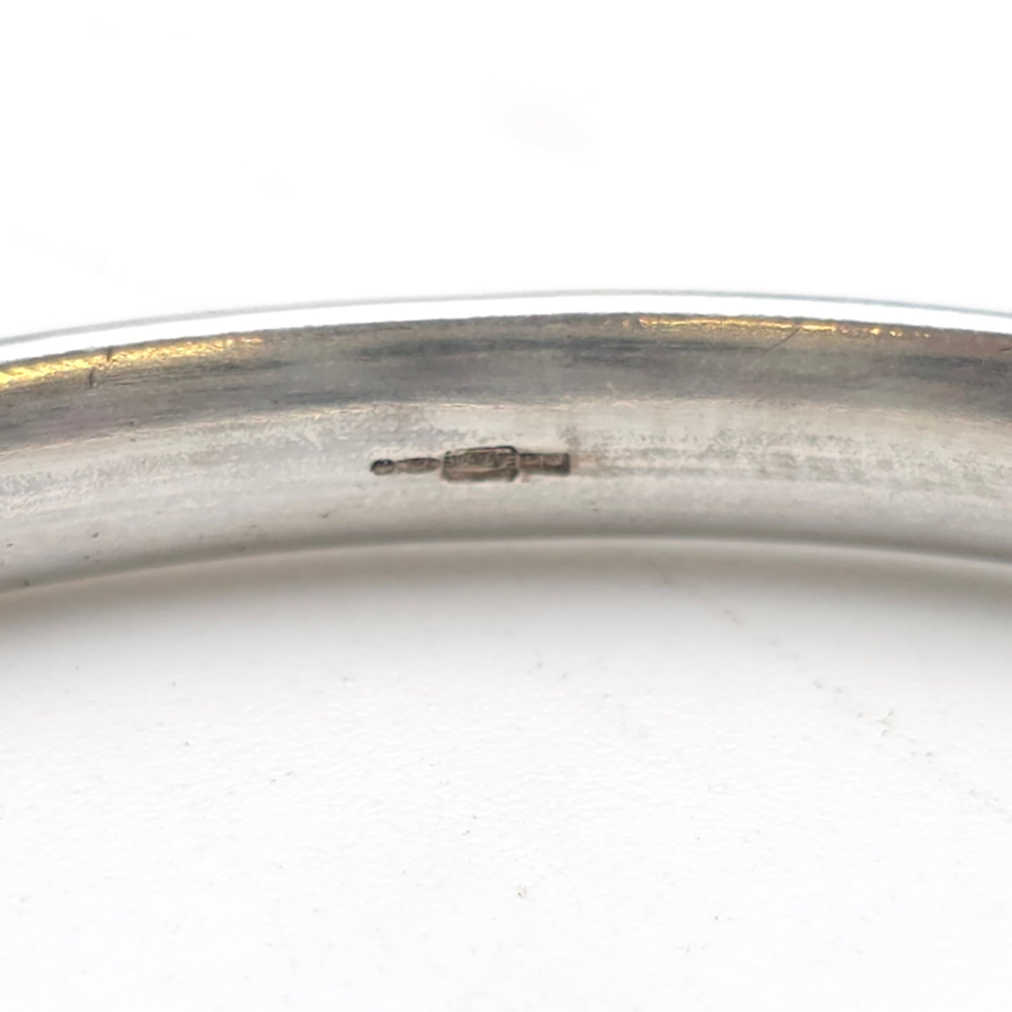 Sterling Silver Court Profile Polished Silver Bangle
