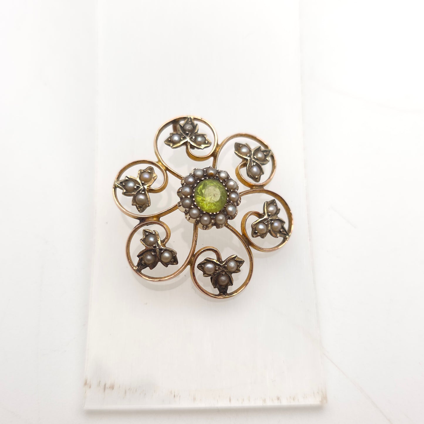 9ct Yellow Gold Antique Large Peridot and Pearl Foliate Leafy Pendant Piece