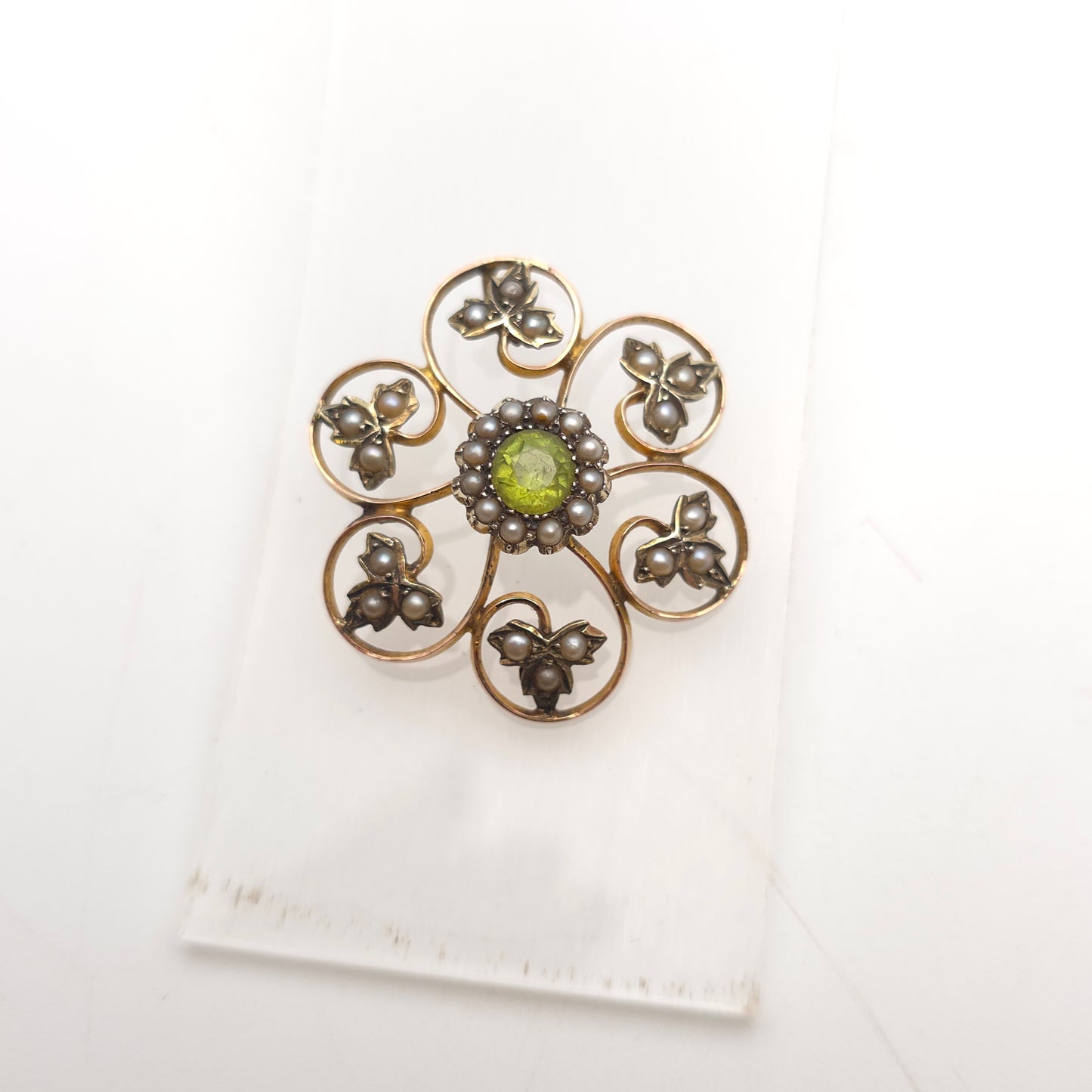 9ct Yellow Gold Antique Large Peridot and Pearl Foliate Leafy Pendant Piece